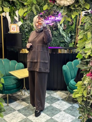 Büyük Beden Şerit Detaylı Tesettür Şık Takım – Tunik & Pantolon 2’li Set